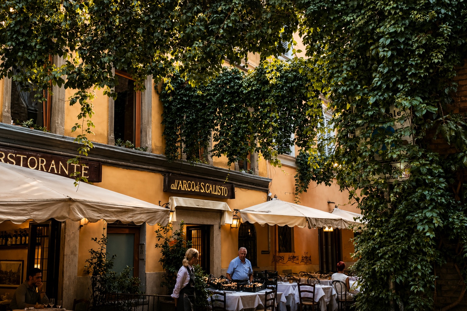 Roman restaurant atmosphere for the first evening